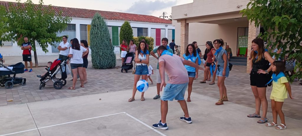 jocs valencians toques con balon juegos en familia fiestas de verano